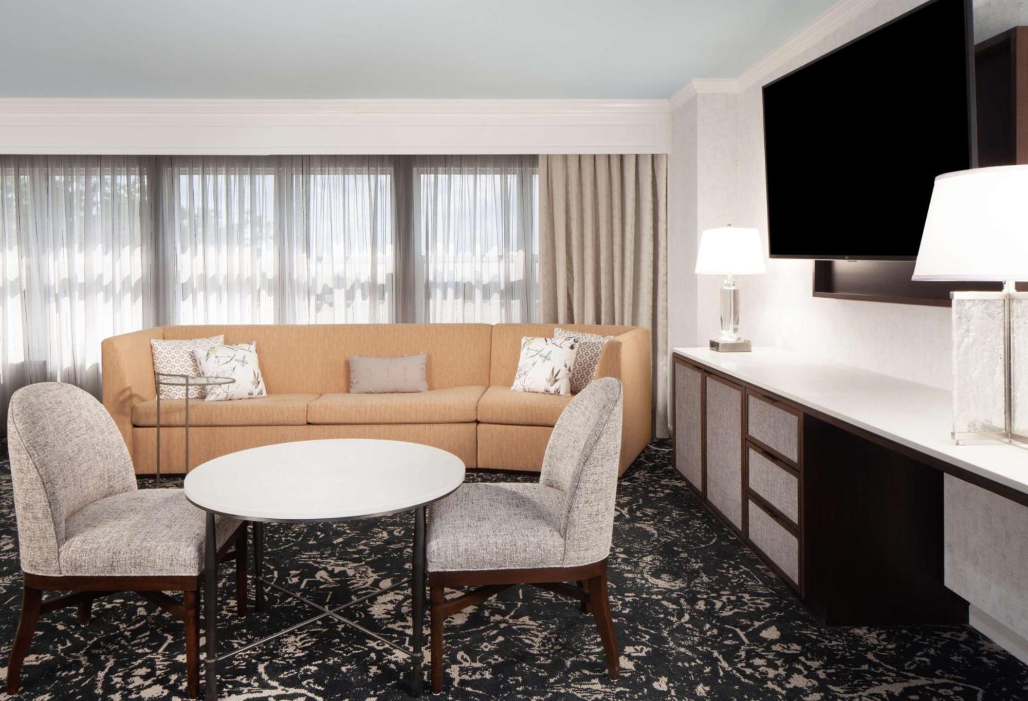 Hilton Atlanta/Marietta Hotel & Conference Center Bagian luar foto